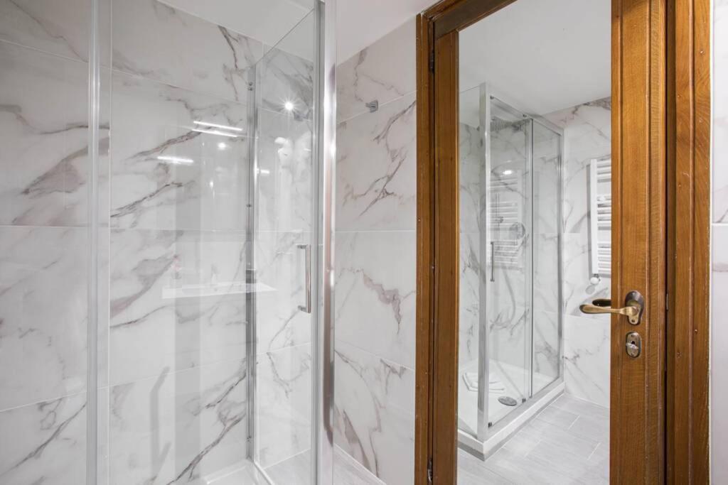רומא Unforgettable Split Level Jacuzzi Suite Navona - Top Collection מראה חיצוני תמונה